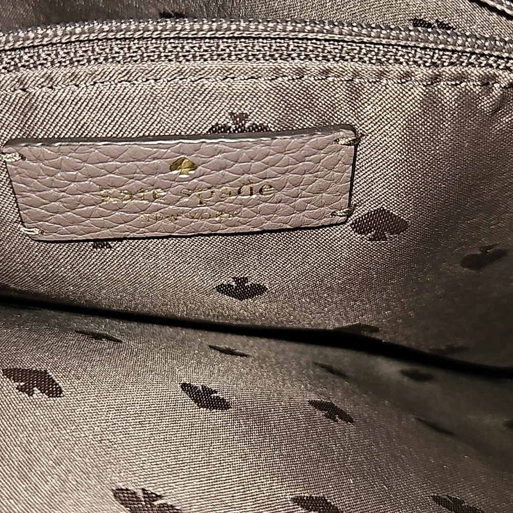 KATE SPADE POCKET BOOK - Picture 10 of 14